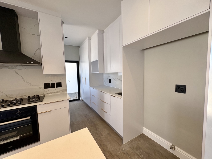 4 Bedroom Property for Sale in Sandown Western Cape